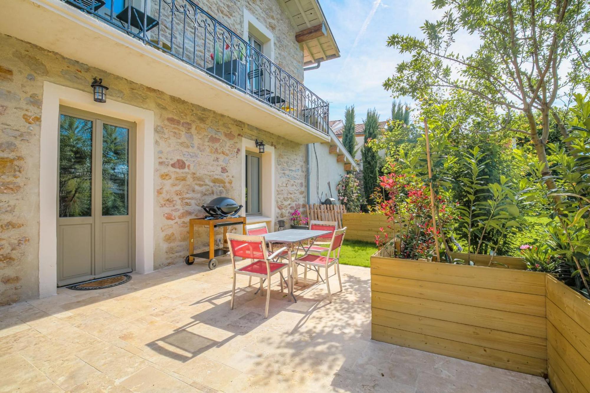 Charmante Maison Avec Piscine Proche Lyon Villa Dardilly Exterior foto