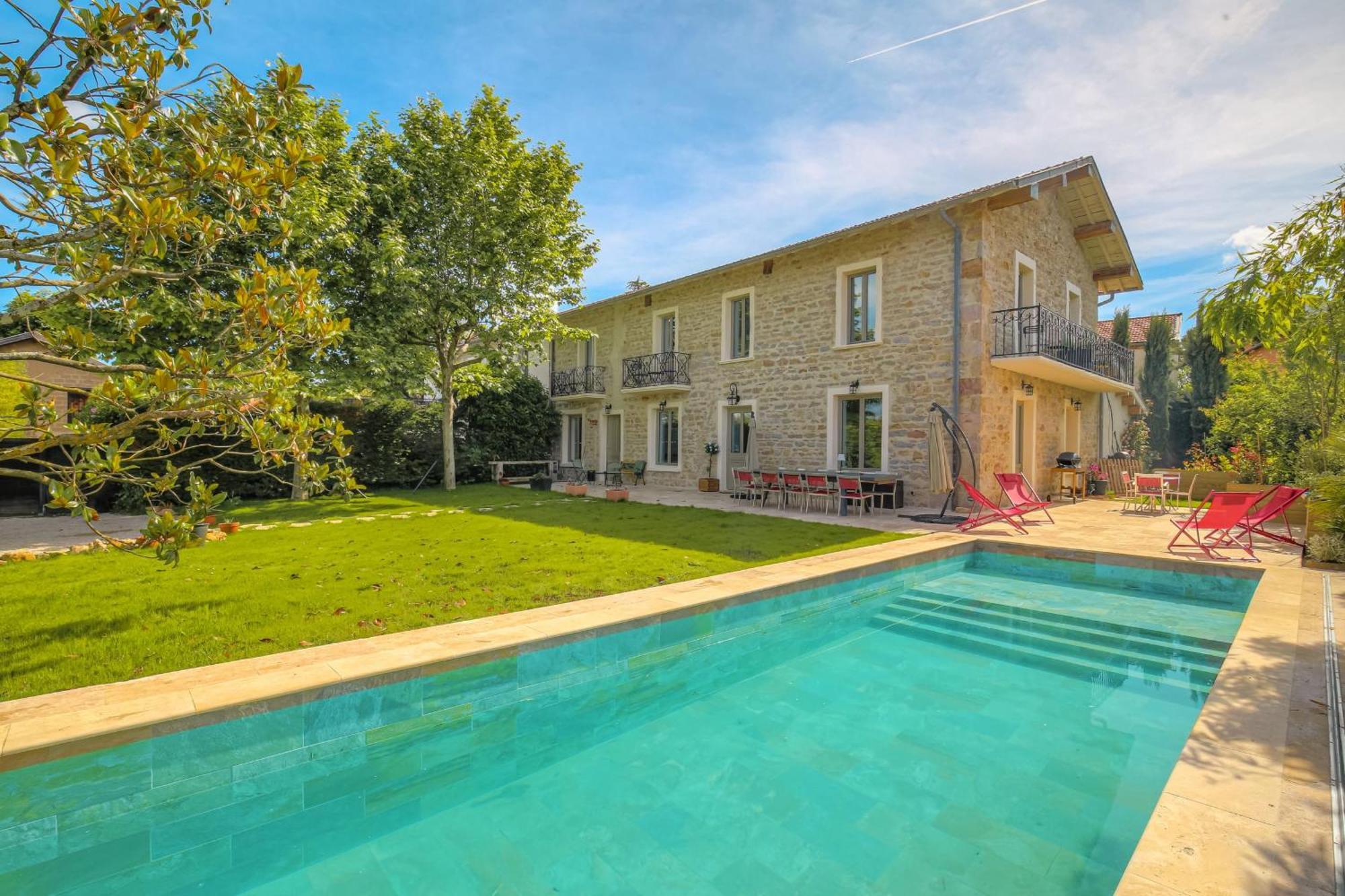 Charmante Maison Avec Piscine Proche Lyon Villa Dardilly Exterior foto