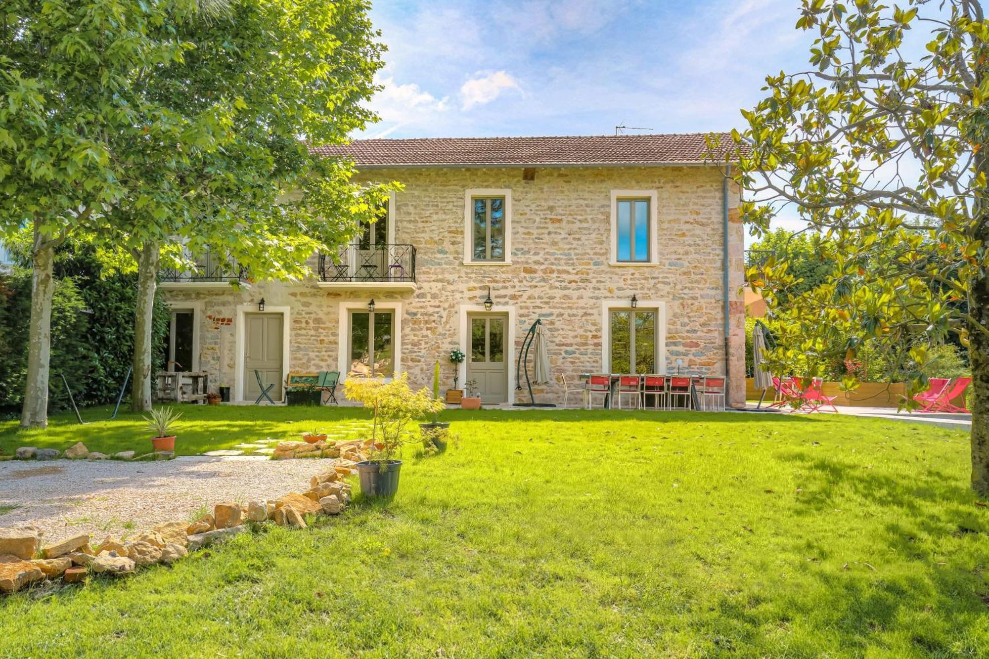 Charmante Maison Avec Piscine Proche Lyon Villa Dardilly Exterior foto