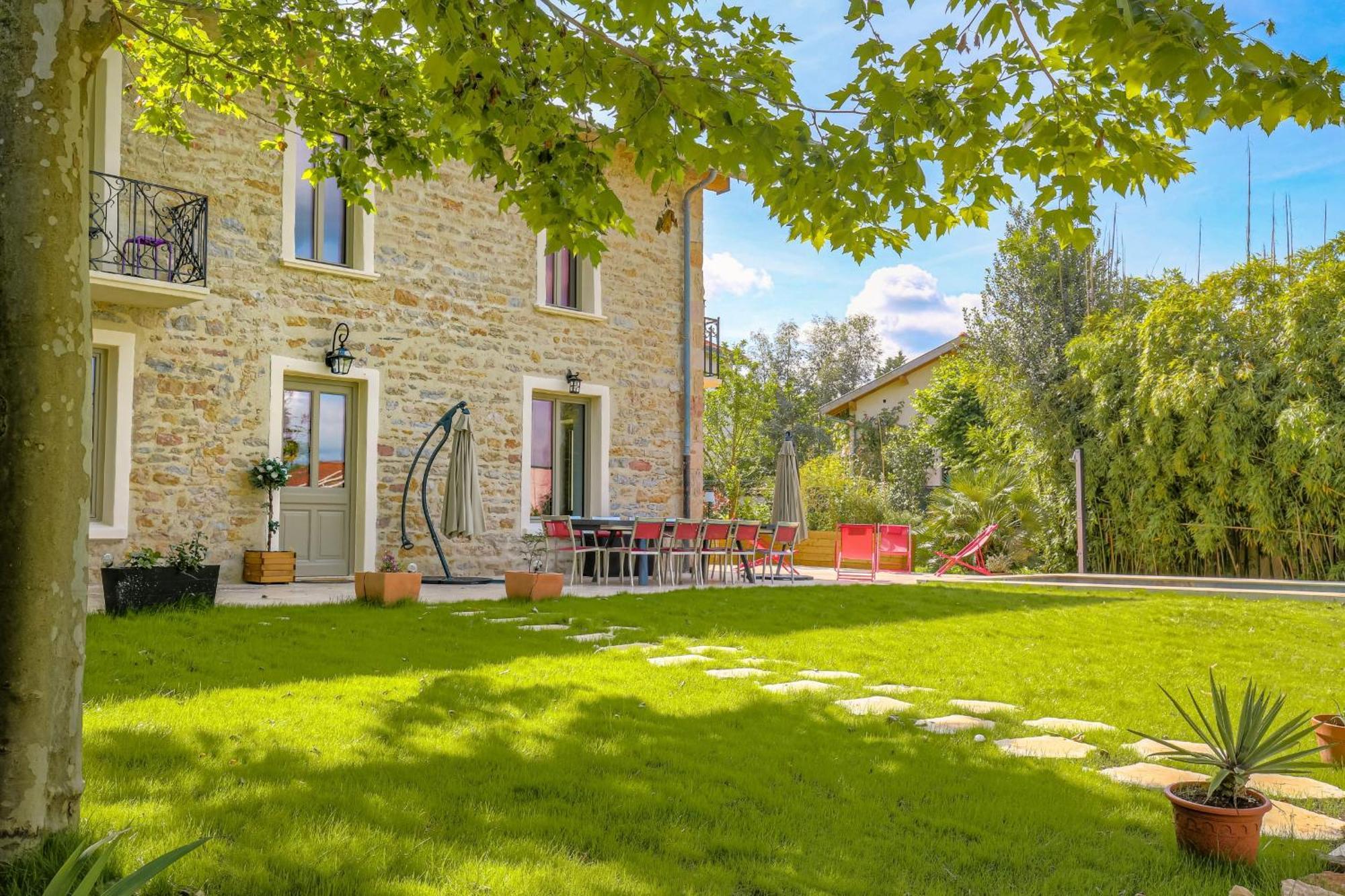 Charmante Maison Avec Piscine Proche Lyon Villa Dardilly Exterior foto